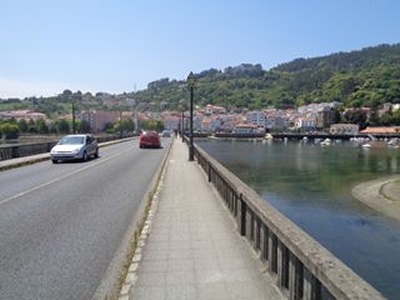 Entrada en Pontedeume en el Camino Inglés